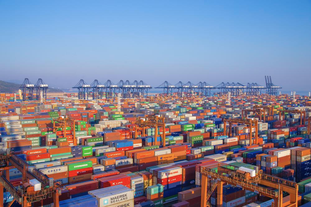 日吞吐量近5萬標箱，集裝箱進閘到上船僅2小時，鹽田港跑出“加速度”