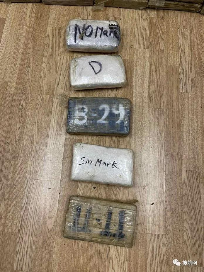 為蒙混過關(guān)，4000萬美元的毒品喬裝成黑木炭混進集裝箱！