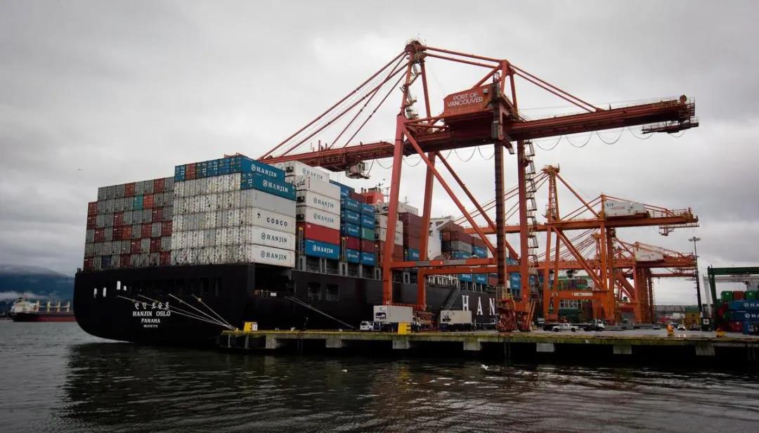 火災(zāi)導(dǎo)致鐵路中斷！船只在北美大港積壓和延誤，需要數(shù)周才能恢復(fù)