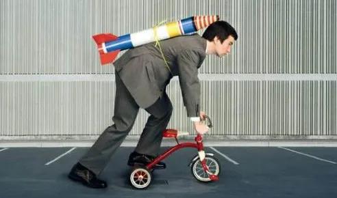 商務(wù)部：中國跨境電商5年規(guī)模增10倍，海外倉業(yè)務(wù)輻射全球！