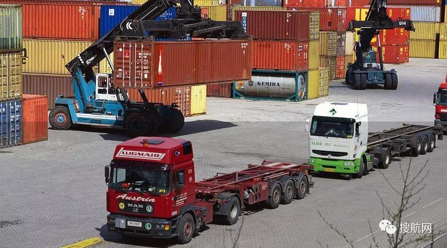 吉大港碼頭積壓仍舊嚴(yán)重，貨物在路上時(shí)常被盜