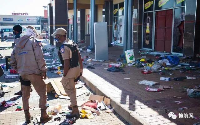 警惕！該國(guó)爆發(fā)27年來最致命暴力事件，碼頭關(guān)閉、倉(cāng)庫(kù)受損，貨運(yùn)遭受中斷！