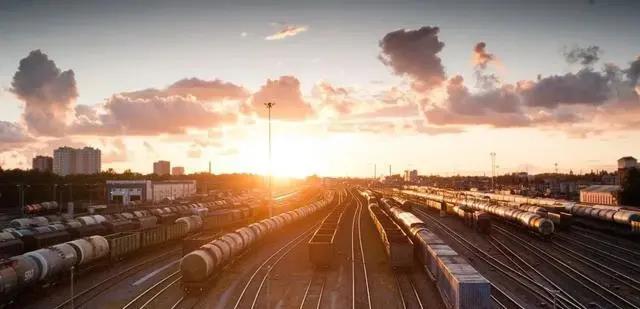 臺媒：運力趕不上全球貿(mào)易鏈修復速度 缺艙將愈演愈烈