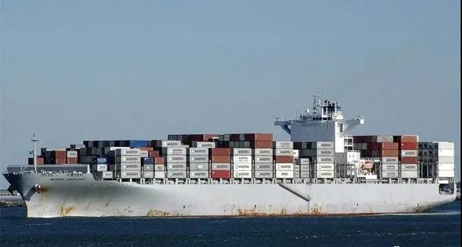 船長(zhǎng)因新冠去世多國(guó)家拒絕掛靠，另有箱船疑有船員確診中斷航程