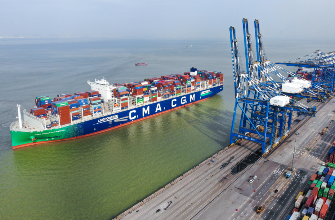 疫情防控下的南沙港區(qū)：拖車司機閉環(huán)管理，船公司加大航線密度和空箱投放，效率恢復(fù)中  