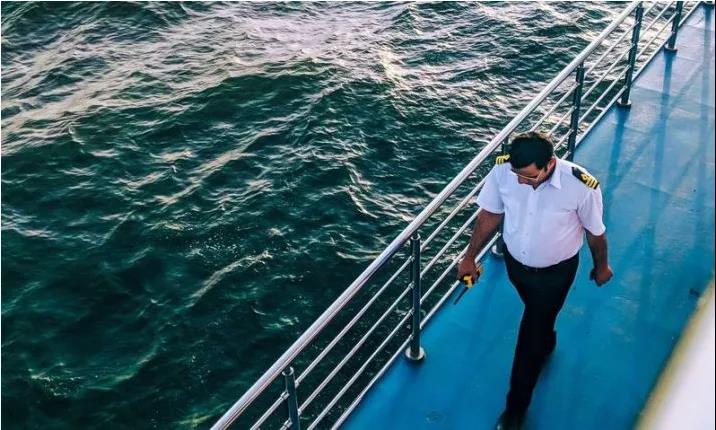 船長只睡了3小時, 未評估航線! 警報還靜音! 