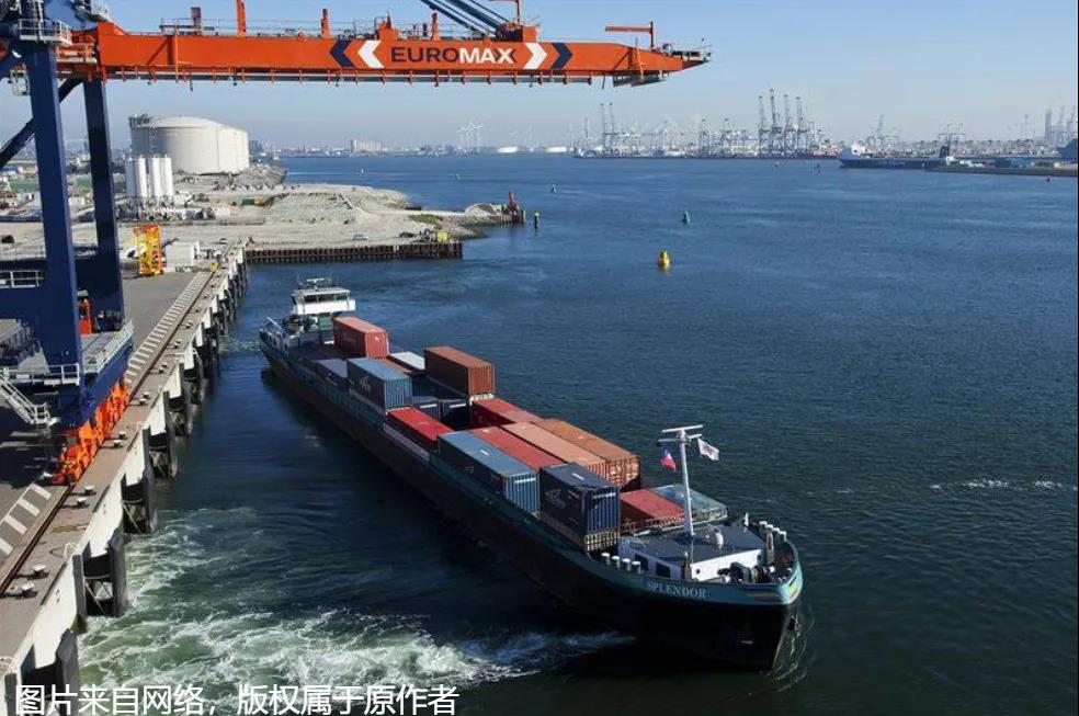 船配巨頭開發(fā)自主穿梭集裝箱船