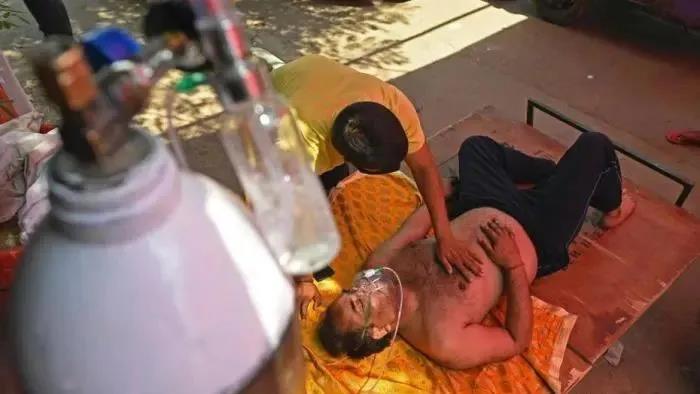 印度要再次封國(guó)?“免”海運(yùn)費(fèi)！以星對(duì)運(yùn)往印度的醫(yī)療氧氣類設(shè)備及救援物資“免”海運(yùn)費(fèi)！