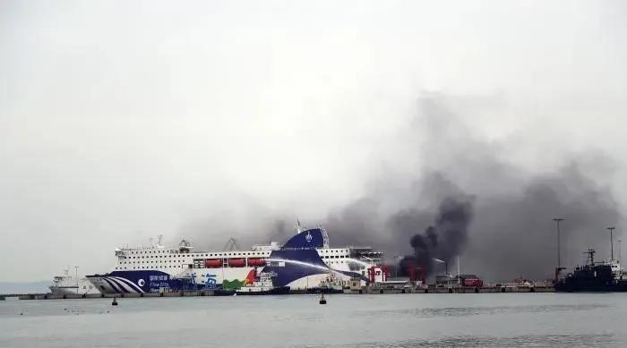 “中華富強”號突發(fā)爆燃事故：暫無傷亡，原因初步查明