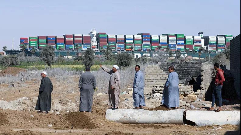 長(zhǎng)榮海運(yùn)“船貨分離”方案被蘇伊士運(yùn)河管理局拒絕！18000個(gè)集裝箱交付遙遙無期  