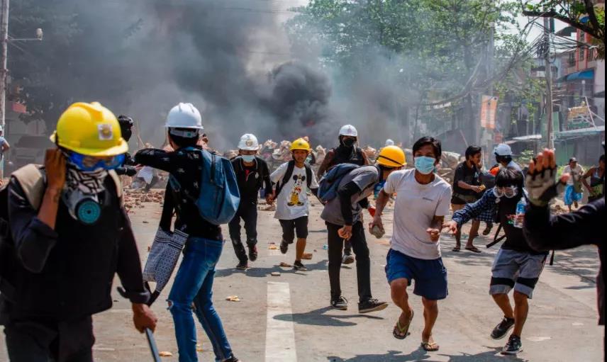 出貨注意！港口無(wú)法清關(guān)，船公司停運(yùn)，銀行關(guān)門；運(yùn)輸物流業(yè)遭受重創(chuàng)！