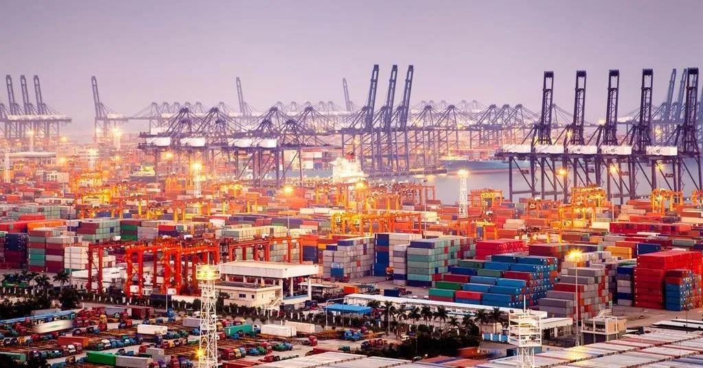 集運市場旺季將延續(xù)至第四季度，運力轉投跨太航線，繼續(xù)推動運費上漲！