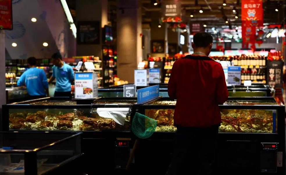 阿里大動作！盒馬重回神壇，只因豎了個拇指？