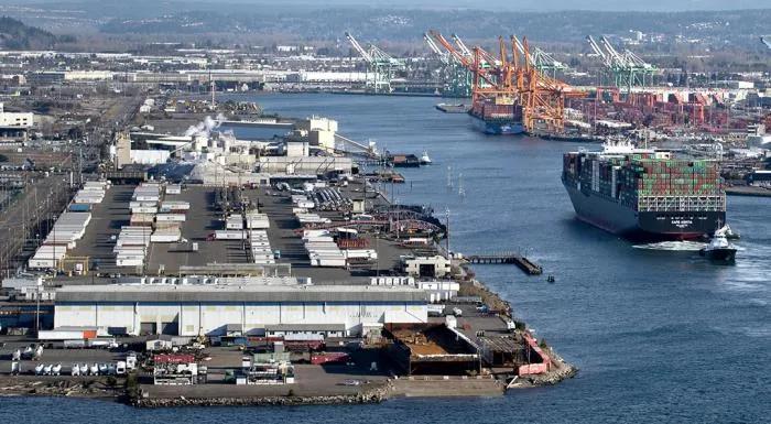 洛杉磯/長灘港擁堵加劇，船公司運(yùn)力投放重返奧克蘭、塔科馬