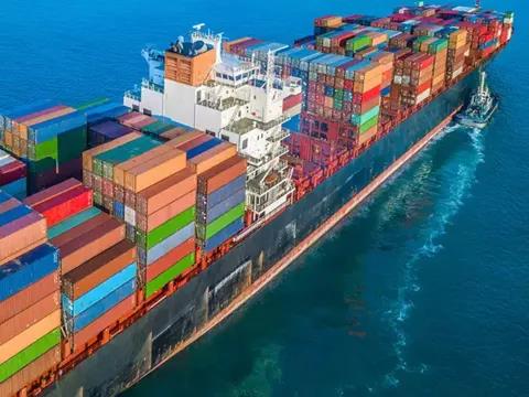 “一箱難求”將持續(xù)至明年上半年？全球供應鏈壓力加劇運費創(chuàng)新高！最快恐明年才好轉