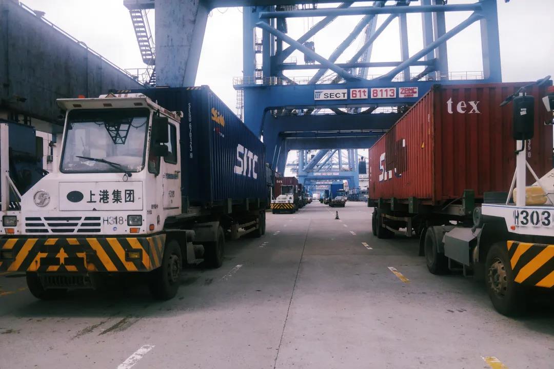 單月集裝箱吞吐量431.8萬TEU，上海港再創(chuàng)紀(jì)錄