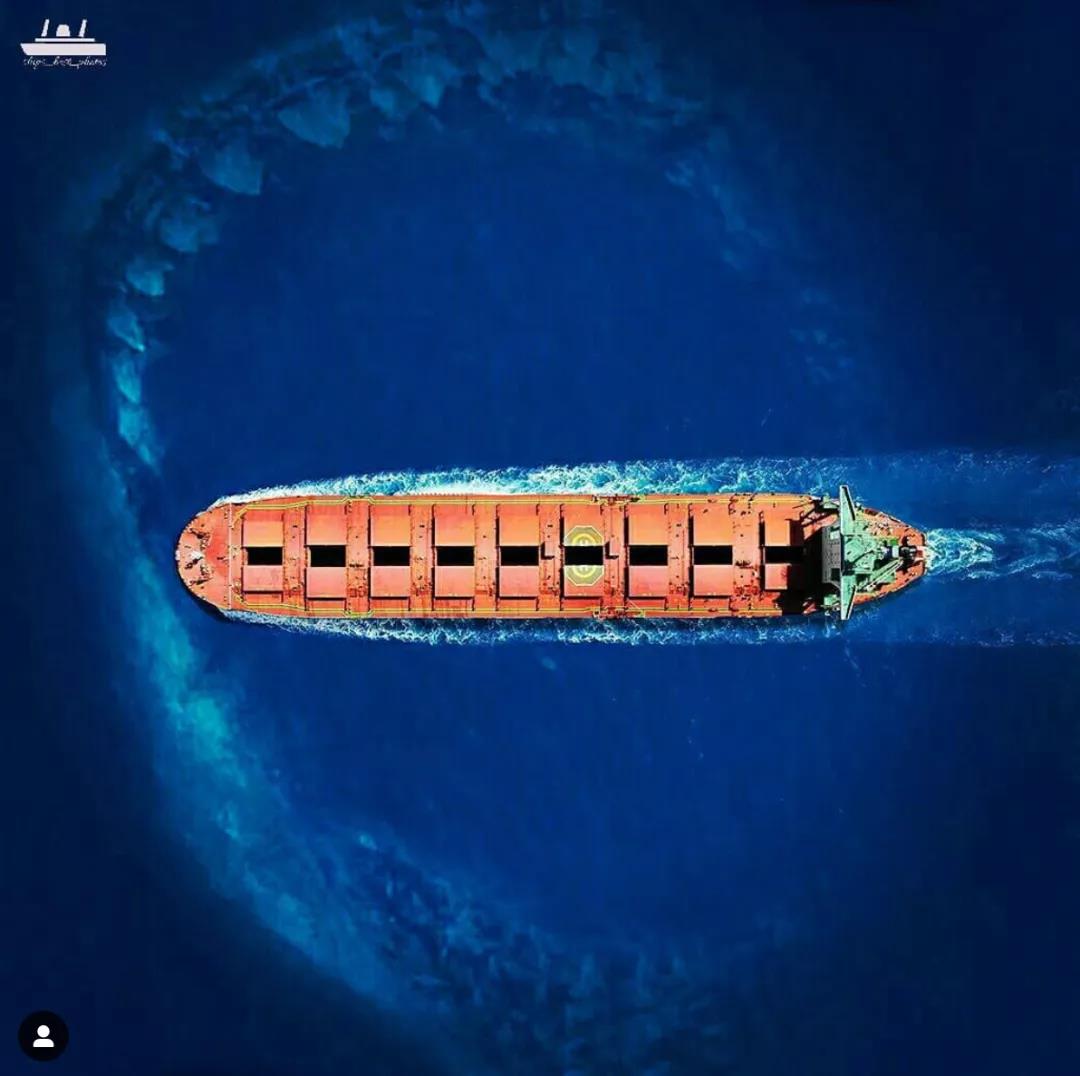 集裝箱班輪行業(yè)，不是人人都能進的 