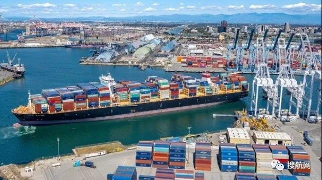 比洛杉磯長(zhǎng)灘港還堵！上海/寧波港外等待靠泊集裝箱船數(shù)量是洛杉磯長(zhǎng)灘港的兩倍