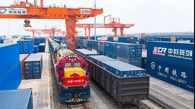 擁堵由海運(yùn)蔓延至陸運(yùn)，班列時(shí)效延長至超50天，貨主面臨“有訂單難發(fā)貨”尷尬處境！