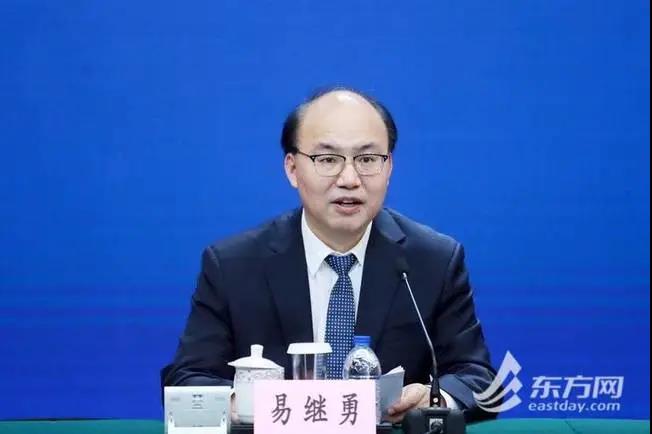 中國航運(yùn)業(yè)“成績單”亮眼：港口規(guī)模世界第一、上海國際航運(yùn)中心躋身世界前三