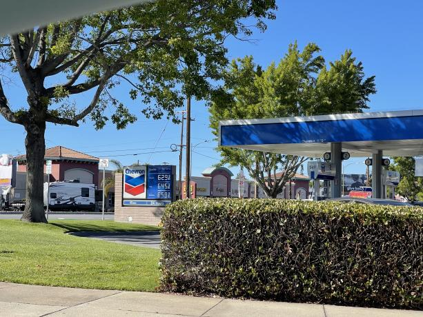 兩菜一湯85美金！飆升的美國(guó)物價(jià)，低迷的消費(fèi)欲望