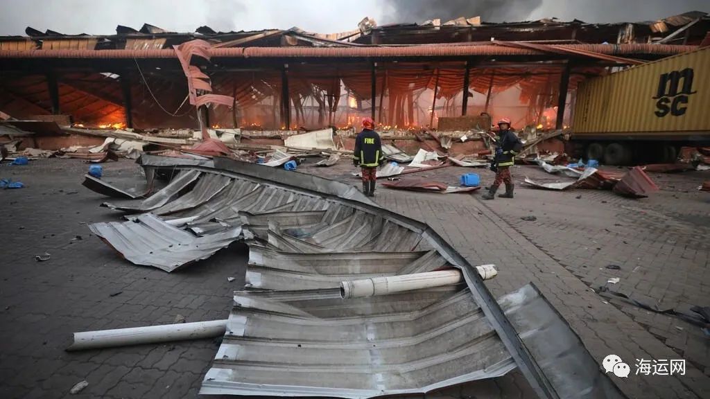 突發(fā)！堆場爆炸起火，1300多個貨柜損毀！涉多家船東和貨代！49人死亡300多人受傷