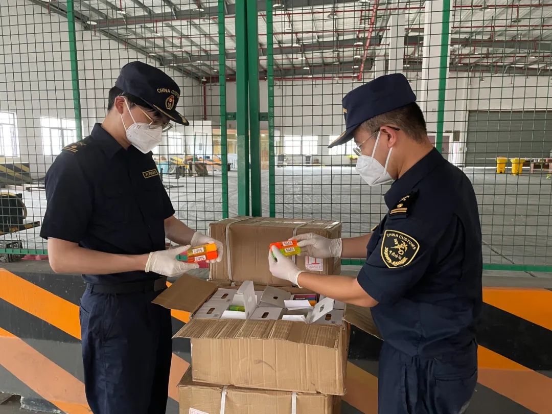 剛剛！馬士基公告：加強誤報費征收5000美元！海關(guān)再通報查獲多起危險品瞞報夾藏