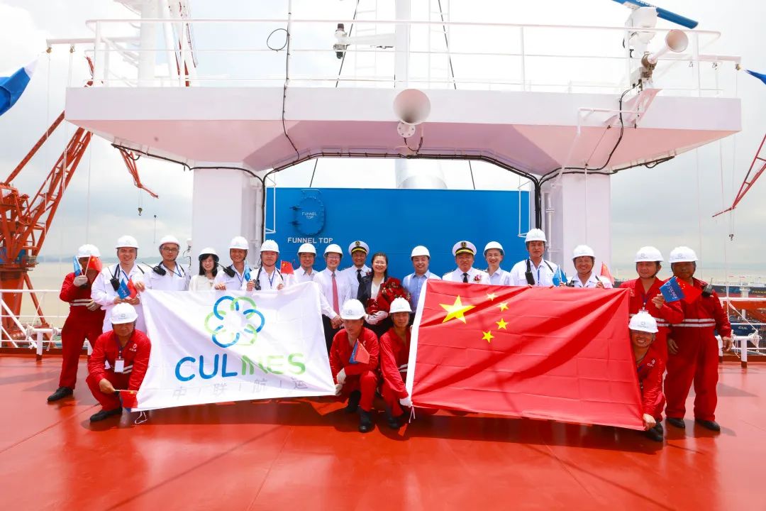 再接一集裝箱船！華光海運(yùn)旗下管理船舶數(shù)量達(dá)70艘！