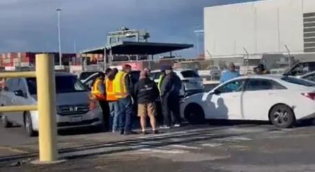 突發(fā)！美西奧克蘭港碼頭工人突發(fā)罷工！碼頭被迫關(guān)閉停擺！出貨請(qǐng)注意