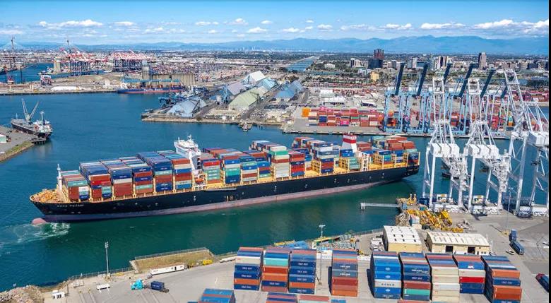 三大船公司：集裝箱貿(mào)易混亂局面將持續(xù)到第三季度才能解決！中美引領(lǐng)復(fù)蘇