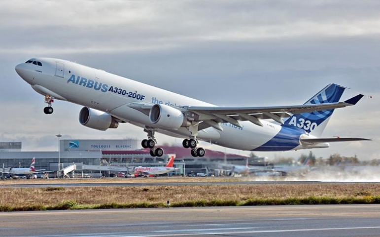 航運巨頭達(dá)飛購入四架貨機(jī)，正式啟動空運部門，進(jìn)軍航空貨運市場！