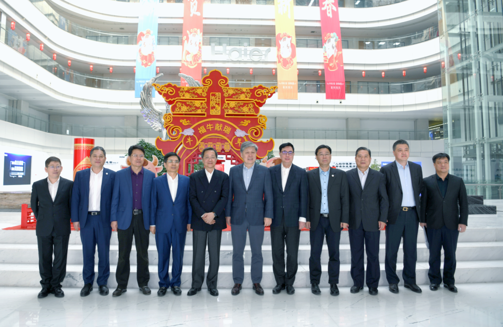 中遠(yuǎn)海運(yùn)集團(tuán)與海爾集團(tuán)簽署戰(zhàn)略合作協(xié)議暨運(yùn)輸服務(wù)框架協(xié)議