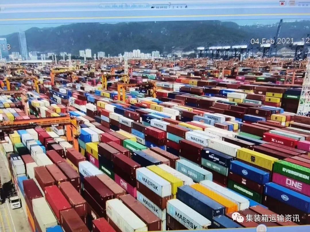 注意！鹽田港擁堵嚴(yán)重！采取交通管制！出貨高峰期，貨柜車排到了高速...