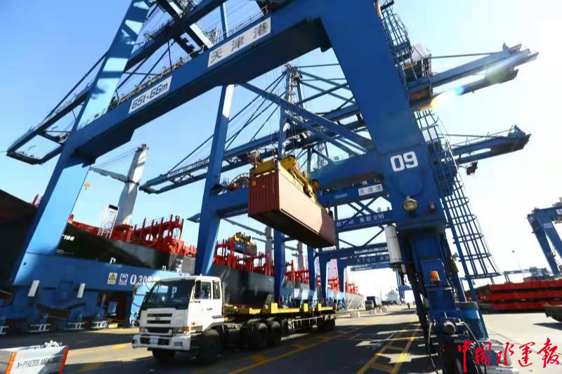 天津港集團(tuán)開(kāi)通今年首條“一帶一路”直航新航線