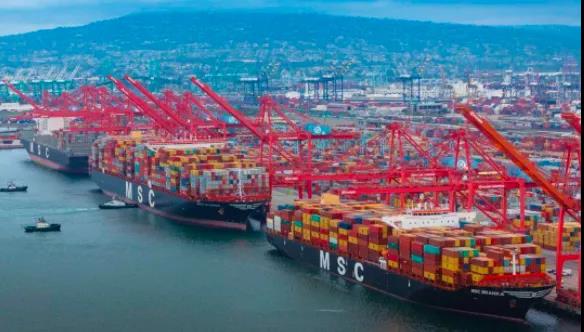 11月份訂單還在等待發(fā)貨！集裝箱短缺需求回升導致海運成本翻三倍！全球供應鏈遭破壞