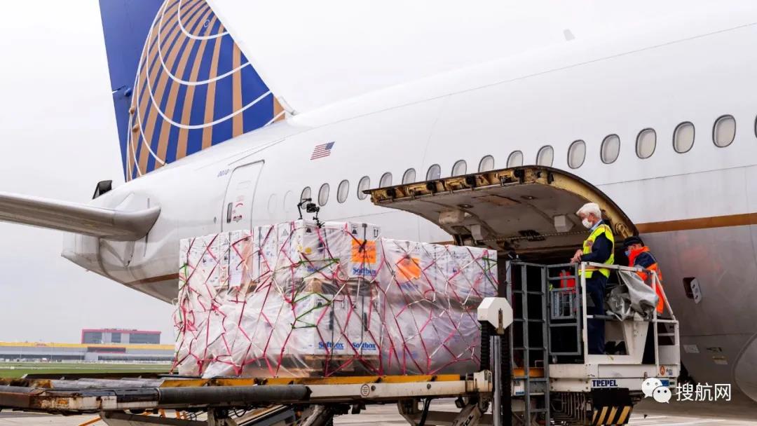 貨運填補航空缺口，全球最大貨運機場貨運量下降7%，客運量下降87%