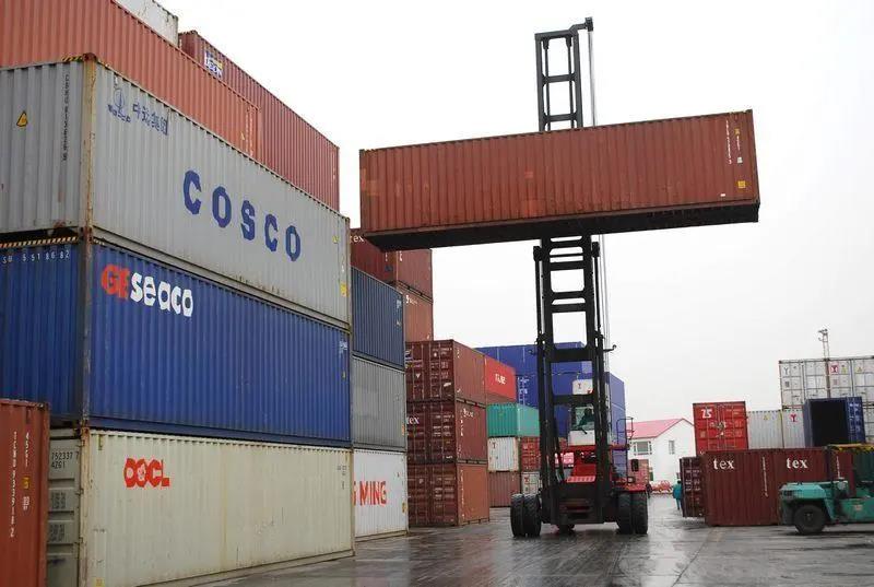 年前出貨高峰緊急殺到，缺艙缺柜缺拖車讓出口和貨代企業(yè)喘不過氣來！