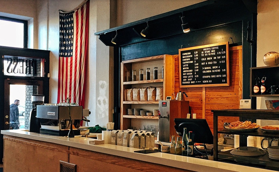 沖擊！美國零售業(yè)已有8401家門店關(guān)閉，今年或?qū)⒂行乱慌飘a(chǎn)潮