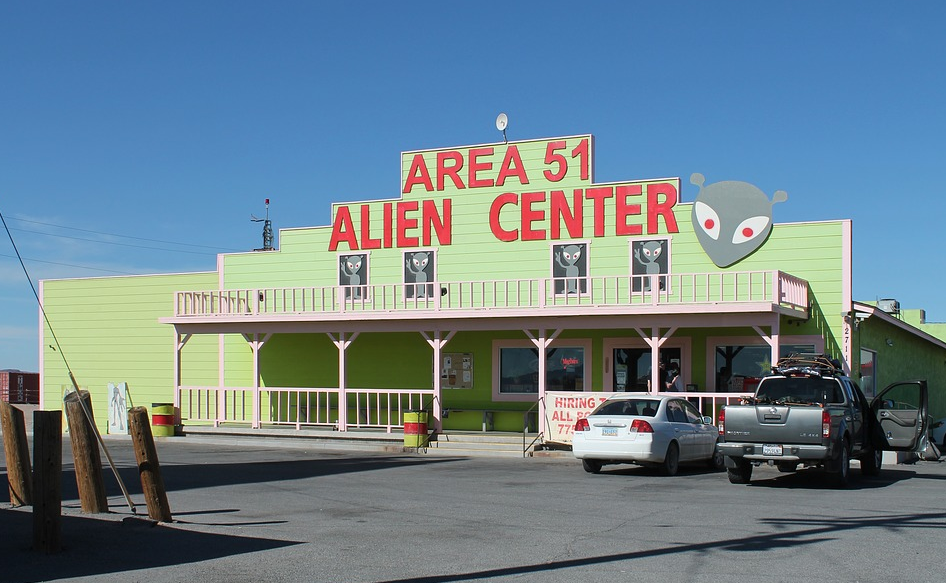 沖擊！美國零售業(yè)已有8401家門店關(guān)閉，今年或?qū)⒂行乱慌飘a(chǎn)潮