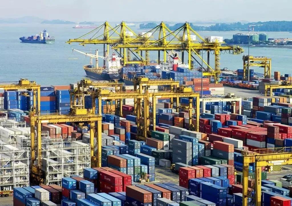 創(chuàng)紀(jì)錄！高運(yùn)價(jià)將持續(xù)到2月底，南美東運(yùn)價(jià)飆升213％，1月份報(bào)價(jià)已突破萬(wàn)美元大關(guān)