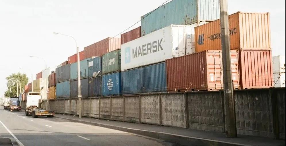 搶到了艙位，缺箱子；搶到了箱子，缺艙位；箱艙都搶到了，運價卻又漲了···