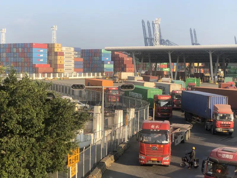 集裝箱一箱難求，為何還有人不敢輕易接單？