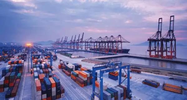 中國(guó)港口連破吞吐量紀(jì)錄，外貿(mào)已全面復(fù)蘇？