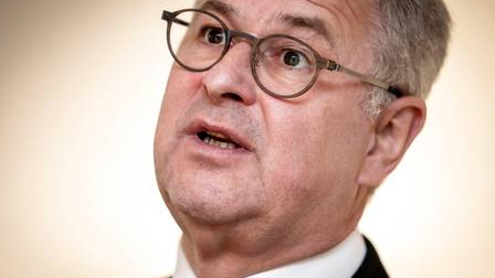 差10艘！MSC就登上"王位"了？...馬士基當真佛系？