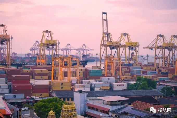 南亞該港陷入混亂和擁堵，50000TEU貨物積壓，23艘船在等泊位，轉(zhuǎn)運(yùn)遭受影響！