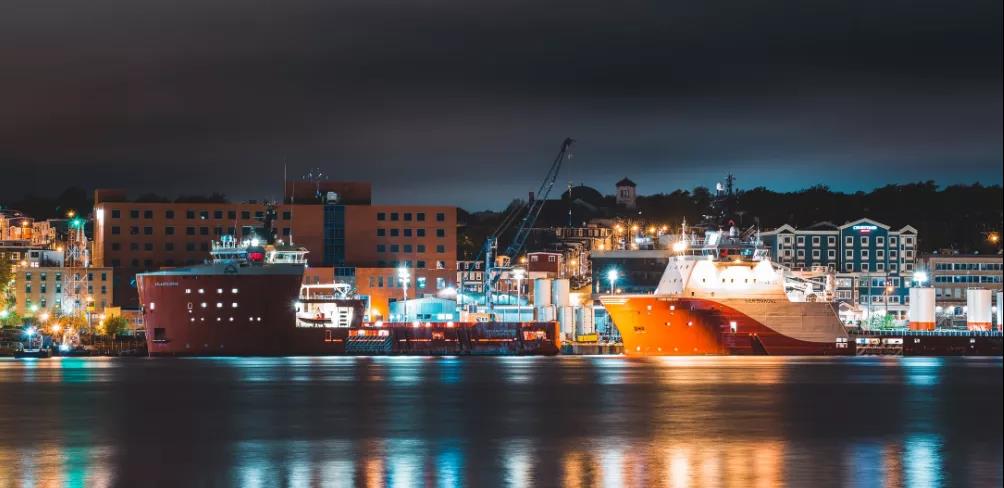 貨柜荒？！船公司故意抬高運(yùn)價(jià)？港口擁堵癱瘓箱子只進(jìn)不出！貨滿為患且訂且珍惜