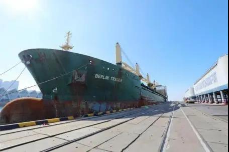 中國港口的外籍船員換班大門持續(xù)打開！上海之后，青島也進(jìn)行外籍船員換班作業(yè)