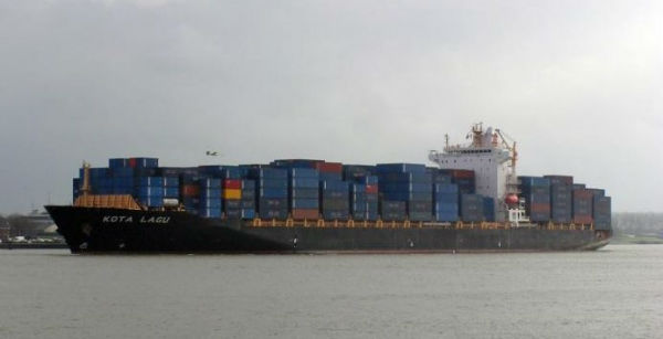 賣船“求生” 太平船務(wù)再出售一艘4000TEU級(jí)箱船