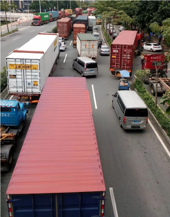 中秋國慶雙節(jié)將至，外貿(mào)貨代迎來一波缺柜缺拖車和碼頭爆堵！